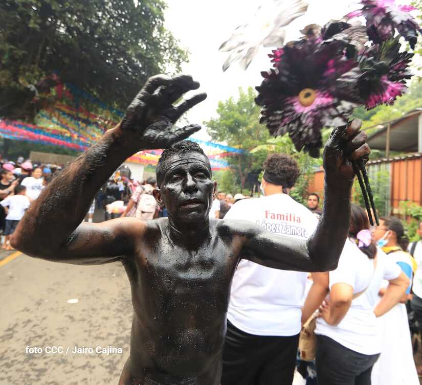 SANTO